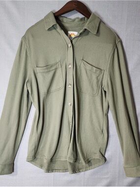 C&C California soft green long-sleeve button-up shirt